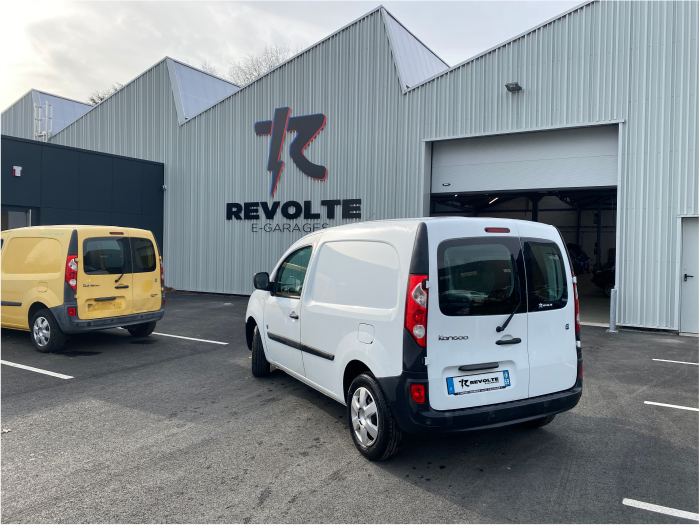 Renault Kangoo ZE chez Revolte e-garages